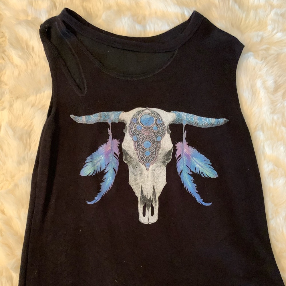 Graphic tee